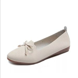 Women Pointed Flat Shoe Size 6.5
